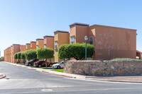 Pueblo Condominiums in El Paso, TX - Foto de edificio - Building Photo