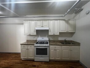 4304 W Shakespeare Ave in Chicago, IL - Building Photo - Building Photo