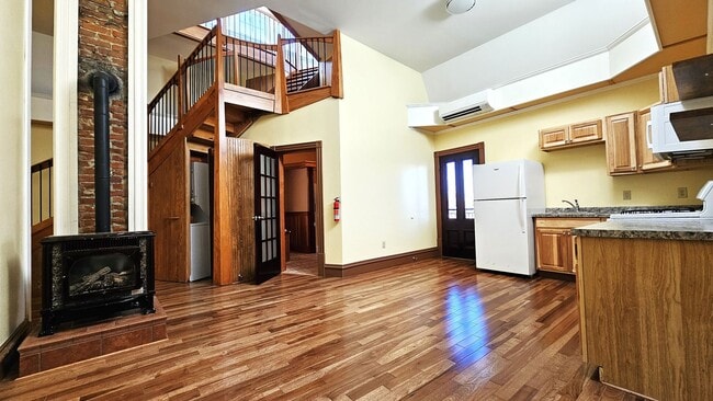 property at 141-141 N Champlain St