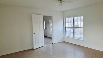 100 Old Plank Rd in Tallassee, AL - Building Photo