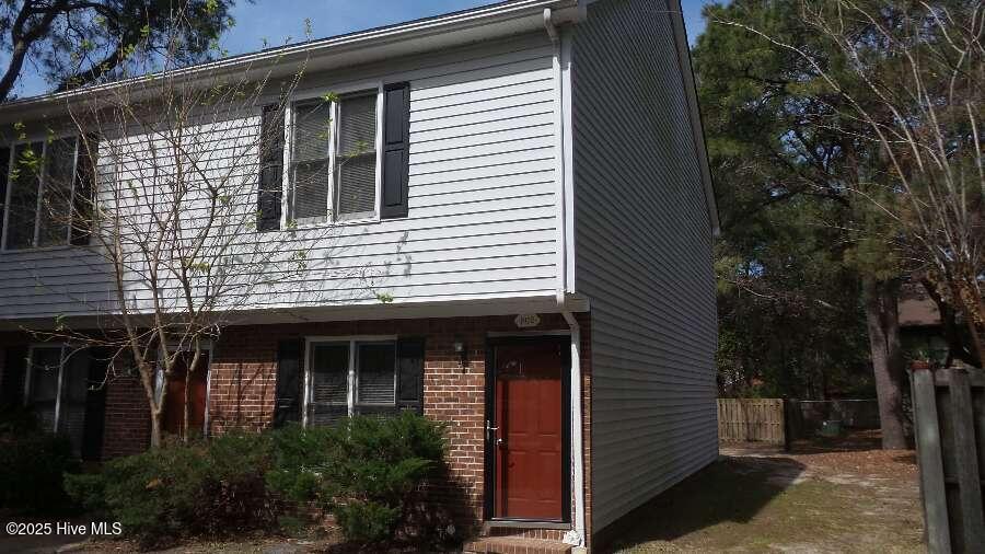 3200 Crystal Oaks Ln in Morehead City, NC - Building Photo