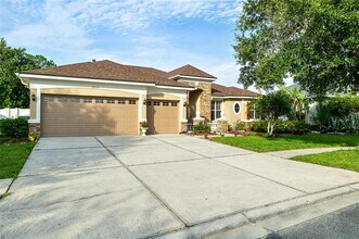 20111 Tamiami Ave in Tampa, FL - Building Photo - Building Photo