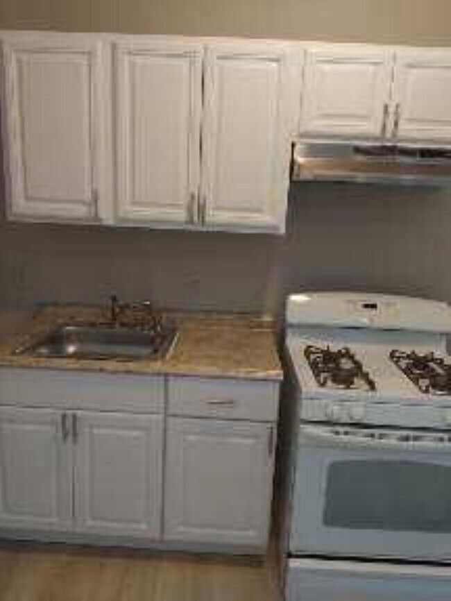 4603 Reisterstown Rd photo'