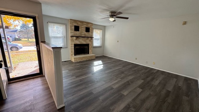 1615 Central Pkwy in Florissant, MO - Foto de edificio - Building Photo