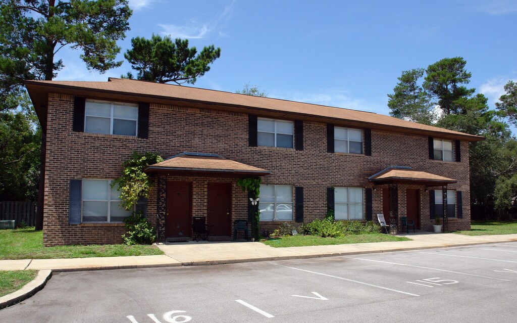 Nicewood Garden Apartments Niceville, FL Apartments For Rent