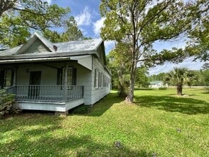 1040 Seaboard Ave in Townsend, GA - Building Photo - Building Photo