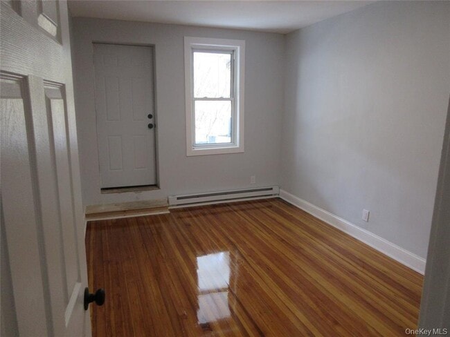 949 E 213th St in Bronx, NY - Building Photo - Building Photo