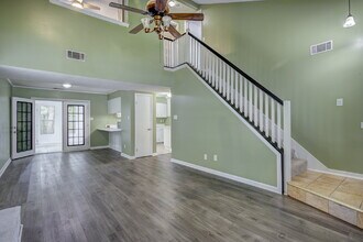 121 Holland Park Cir in Savannah, GA - Building Photo - Building Photo