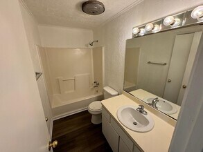 310 Birdie Pl in Longview, TX - Building Photo - Building Photo