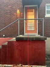 554 Eastern Pky, Unit #2 in Louisville, KY - Foto de edificio - Building Photo