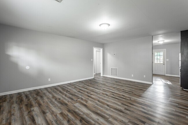 4711 Murray Lake Ln-Unit -A in Chattanooga, TN - Building Photo - Building Photo