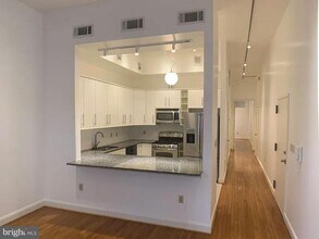 261 N 3rd St in Philadelphia, PA - Foto de edificio - Building Photo