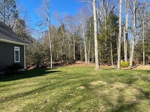 1 Lamoureux Ln in Spencer, MA - Building Photo - Building Photo