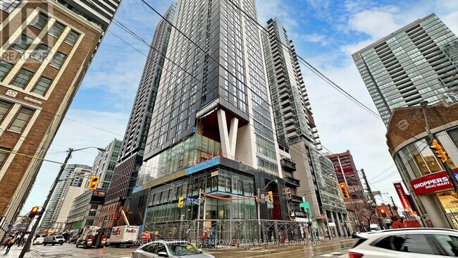 357 King St W in Toronto, ON - Building Photo - Building Photo