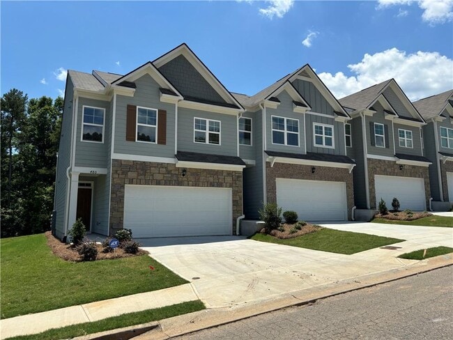 property at 472 Stoneybrook Dr