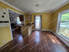 158 Institute St in Valparaiso, IN - Building Photo - Building Photo