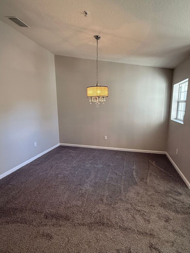 2215 Kings Palace Dr in Riverview, FL - Building Photo - Building Photo