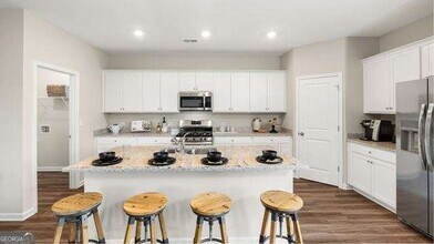 644 Groover St in Ball Ground, GA - Building Photo - Building Photo