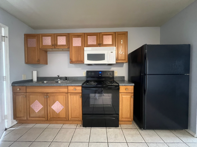 property at 407 7th Ave S