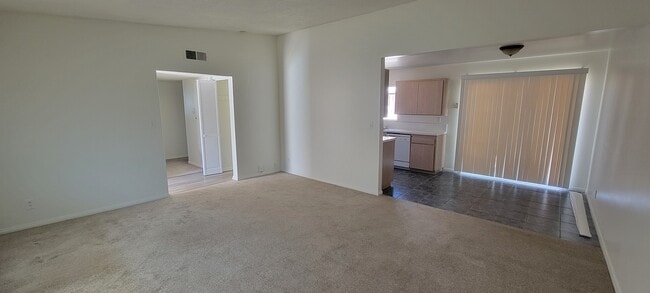 6484 Potomac St in San Diego, CA - Building Photo - Building Photo