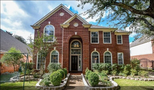 property at 2114 Thistlerock Ln