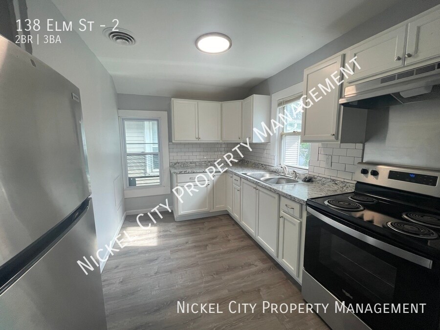 138 Elm St in Lockport, NY - Building Photo