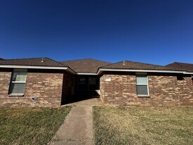 503 N Brentwood Ave in Lubbock, TX - Building Photo