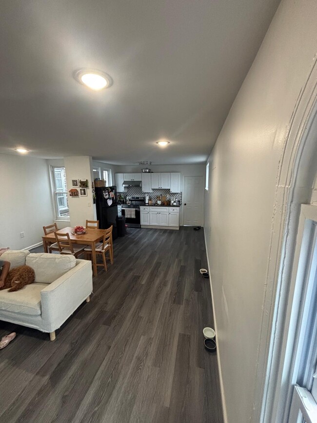 5236 C St, Unit 2