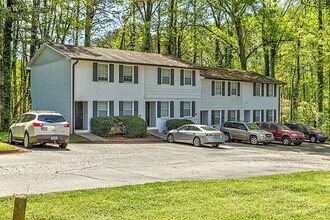 3507 Creekview Pl in Scottdale, GA - Building Photo - Building Photo