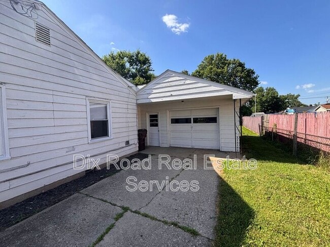 1317 Bernice Ave in Middletown, OH - Building Photo - Building Photo