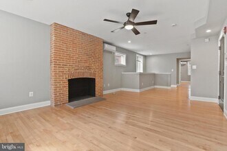 804 St Paul St in Baltimore, MD - Building Photo - Building Photo