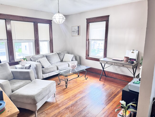 117 Hunts Ave, Unit 2