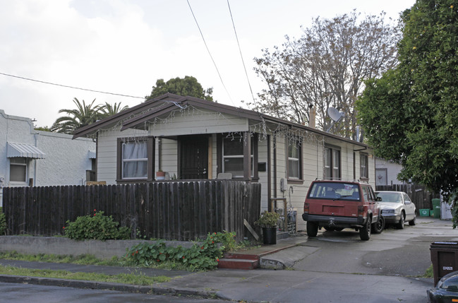 22926 Atherton St in Hayward, CA - Building Photo - Building Photo