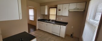 5738 N 55th Pl in Milwaukee, WI - Building Photo