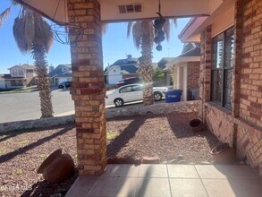 7721 Waterhouse Dr in El Paso, TX - Building Photo - Building Photo