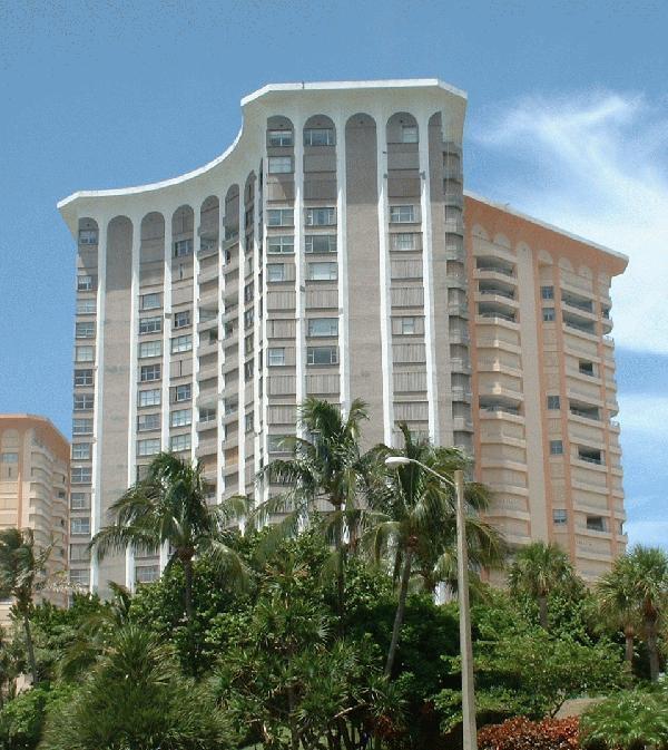 Chalfonte Condos (South Tower) in Boca Raton, FL - Building Photo - Building Photo