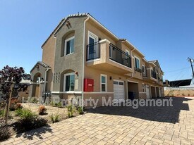7641 14th St in Westminster, CA - Building Photo
