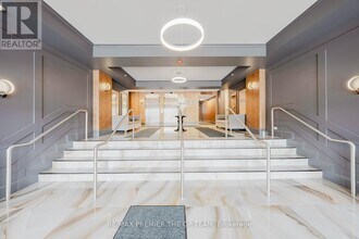 8302 Islington Ave. in Vaughan, ON - Building Photo - Building Photo