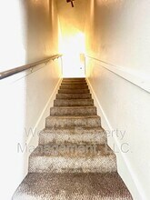 6054 Northwest Expy in Oklahoma City, OK - Building Photo - Building Photo