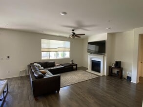 29537 Glenneyre Way in Menifee, CA - Building Photo - Building Photo