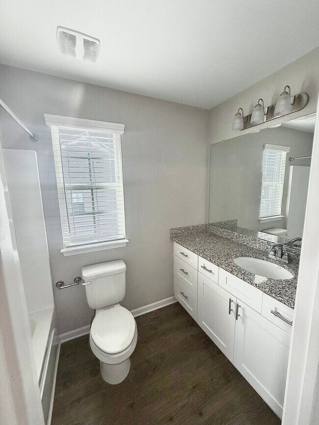 338 Kristen Ct in Columbia, TN - Building Photo - Building Photo