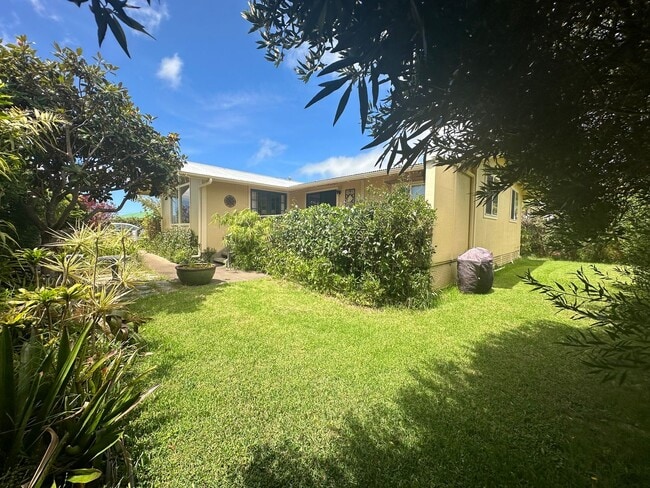 65-1188-1188 Kahaikupuna Rd in Waimea, HI - Foto de edificio - Building Photo