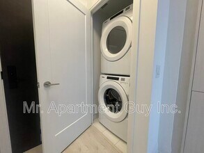 20 Soudan Ave in Toronto, ON - Building Photo - Building Photo