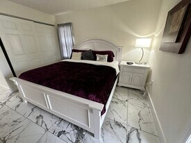 130 Boundary Blvd in Rotonda West, FL - Building Photo