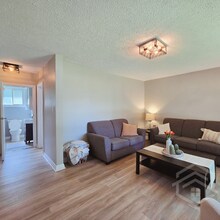 Charming 2+1 Bedroom in Norwich !! in Norwich, ON - Building Photo - Building Photo