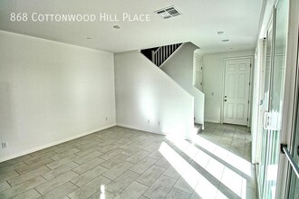 868 Cottonwood Hl Pl in Henderson, NV - Building Photo - Building Photo