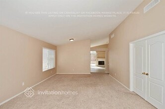 1876 Blue Ribbon Dr in Las Vegas, NV - Building Photo - Building Photo