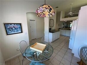 6730 Beach Resort Dr-Unit -1710 in Naples, FL - Foto de edificio - Building Photo