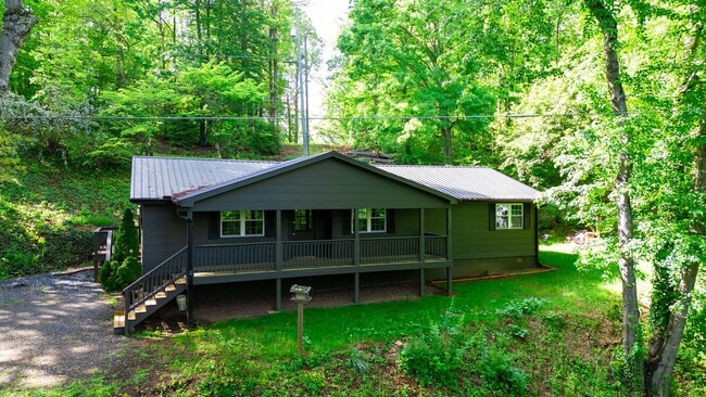 property at 187 Dills Hills Rd