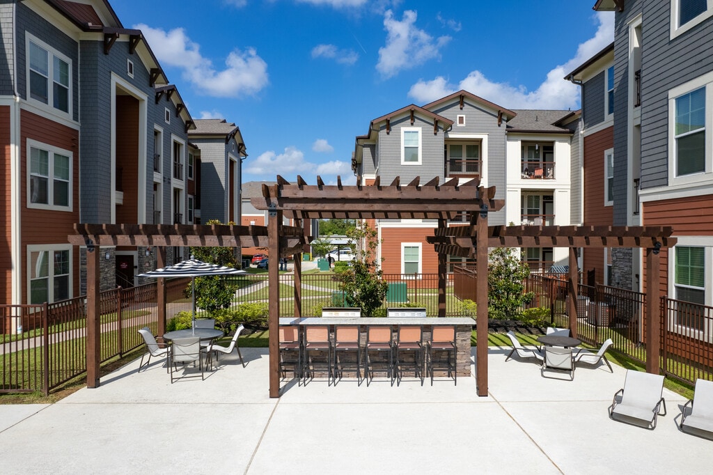 Cardiff at Louetta Lakes Apartments in Spring, TX